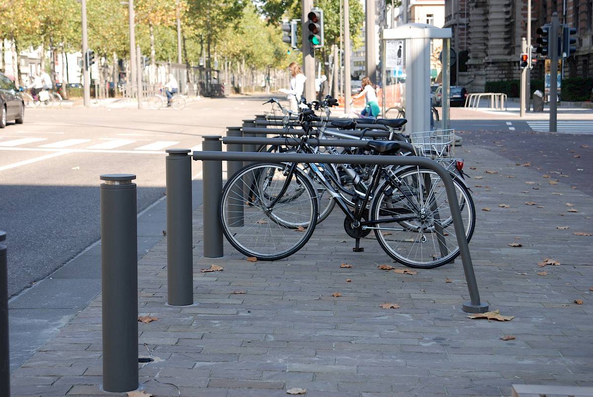 Tecno Art VERKEERSPALEN met fietsbeugel Antwerpen